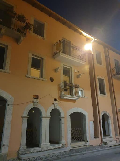 Casa Vacanze Donna Lucia Кастел ди Сангро Екстериор снимка